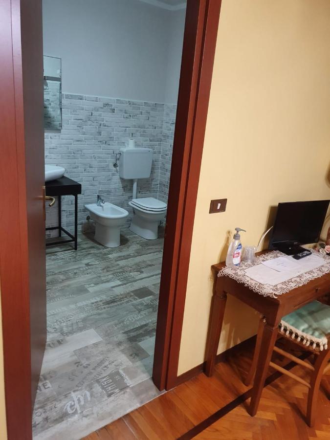 Villa Ferrari Oriella Solignano Nuovo Exteriér fotografie